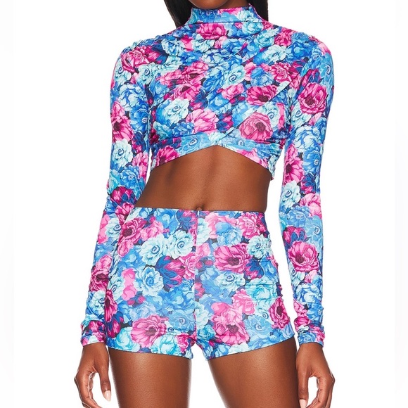 Lovers+Friends🩷 Hot Pink&Blue Floral LongSleeve Draped Mock Turtleneck CropTop M - Picture 2 of 10